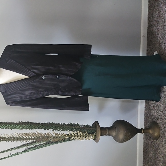 Maurices Hunter Green Pull On Silky Skirt with Side Slit NWT - Picture 4 of 12